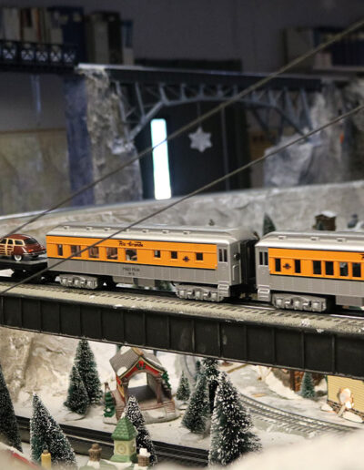 model railroad ski train