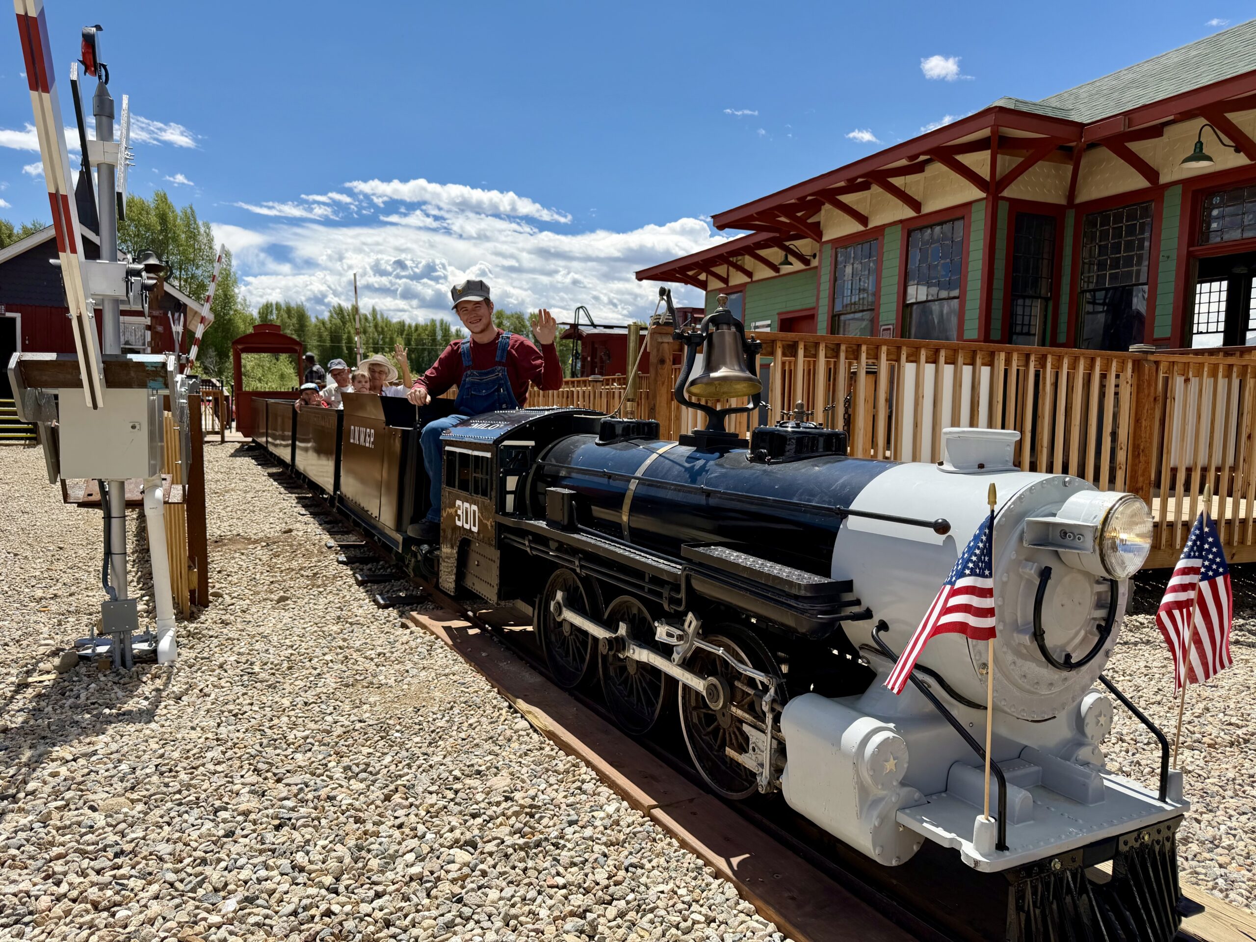 IMG_4357 Family Train Ride